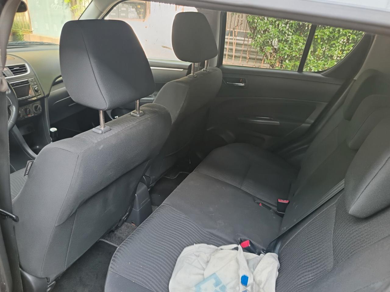Suzuki Swift 1.2 Benz Style 2013 ok neo patente