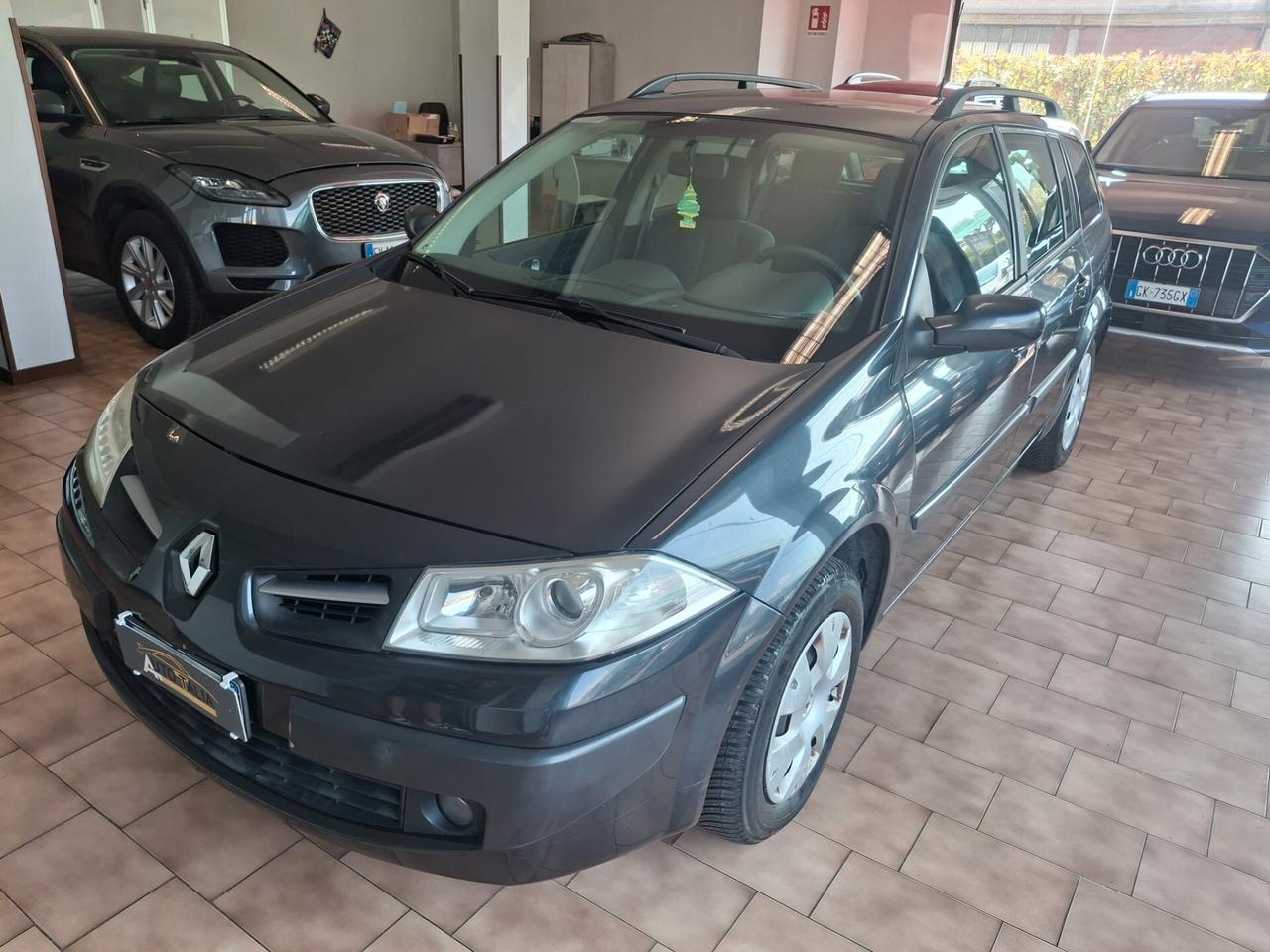 Renault Megane Grandtour 1.5 dci *NEOPATENTATI