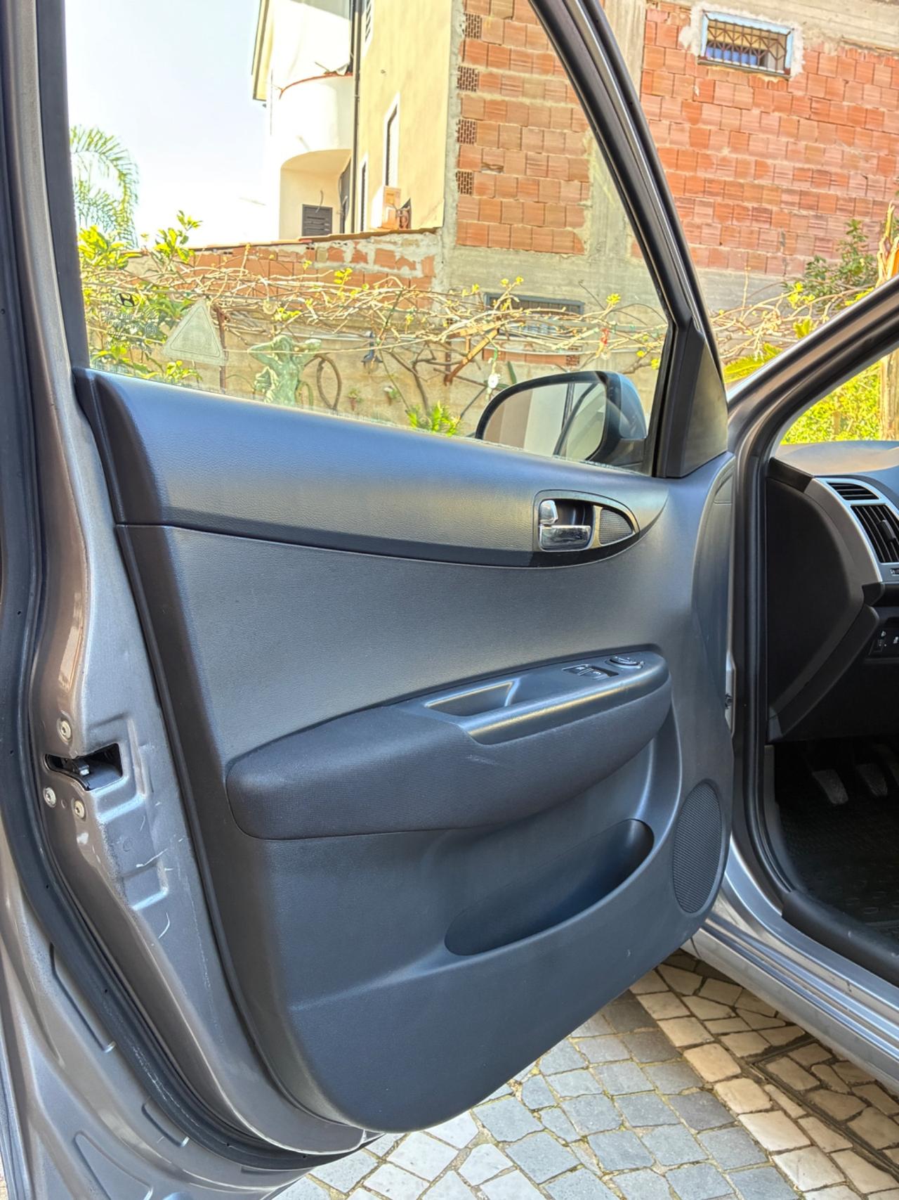 Hyundai i20 1.2 5p. BlueDrive GPL Sound Edition