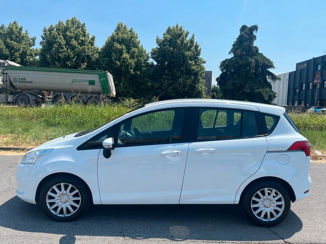 Ford B-Max 1.5 TDCi 75 CV Titanium