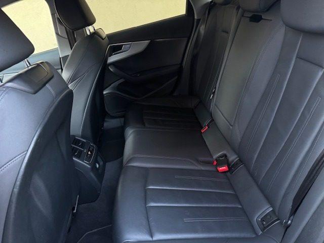 AUDI A4 allroad 40 TDI 204 CV S tronic Identity Contrast