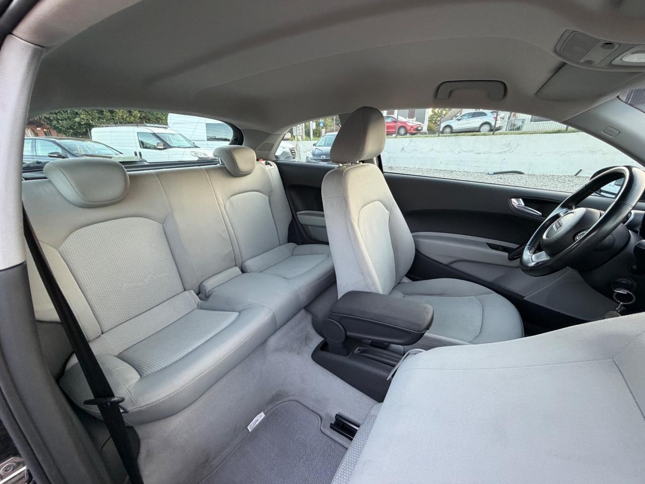 Audi A1 1.6 TDI Attraction