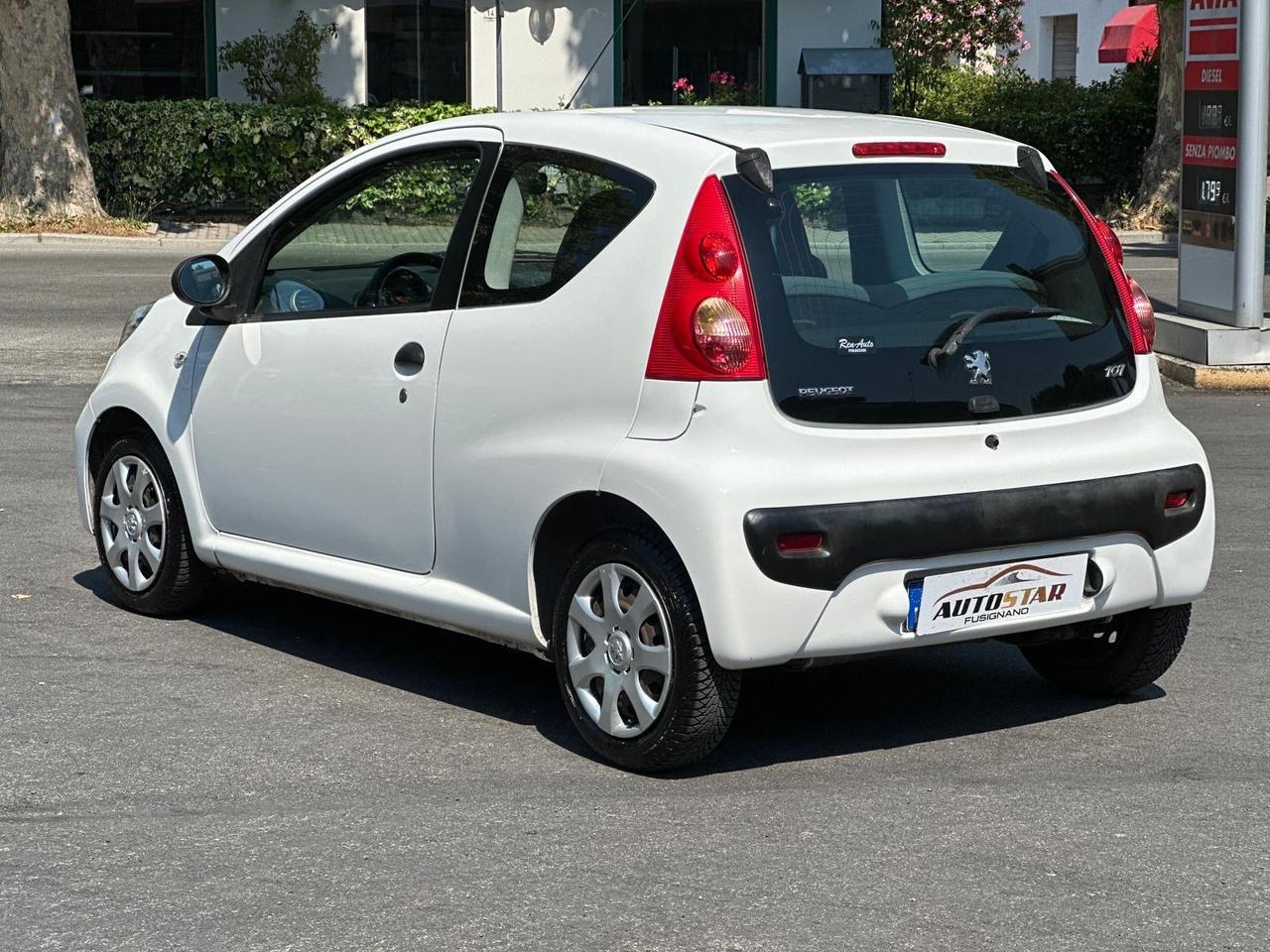 Peugeot 107 1.0 68CV 3p. Access