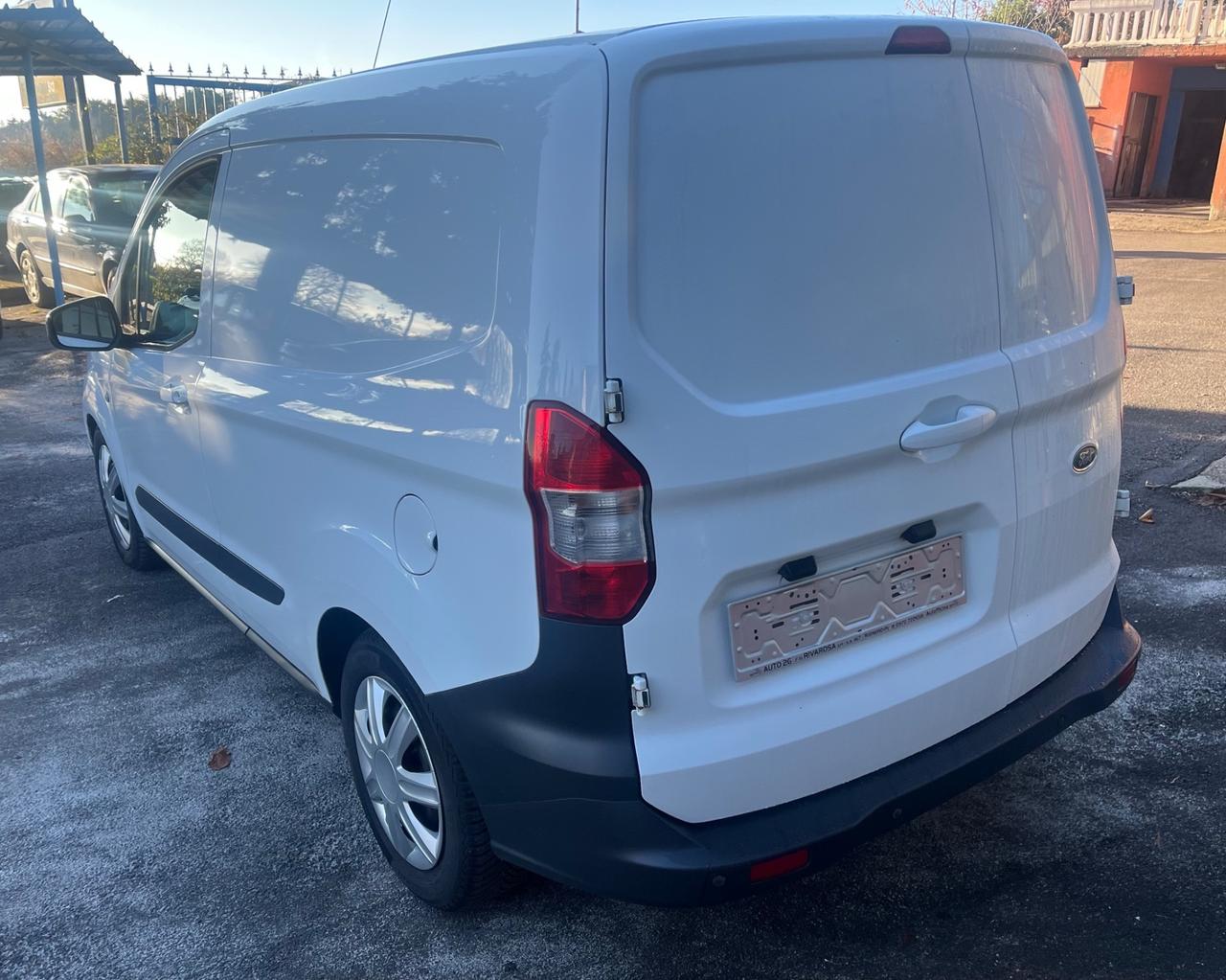 Ford Transit Courier 1.5 TDCI 75 CV-solo km 81000-