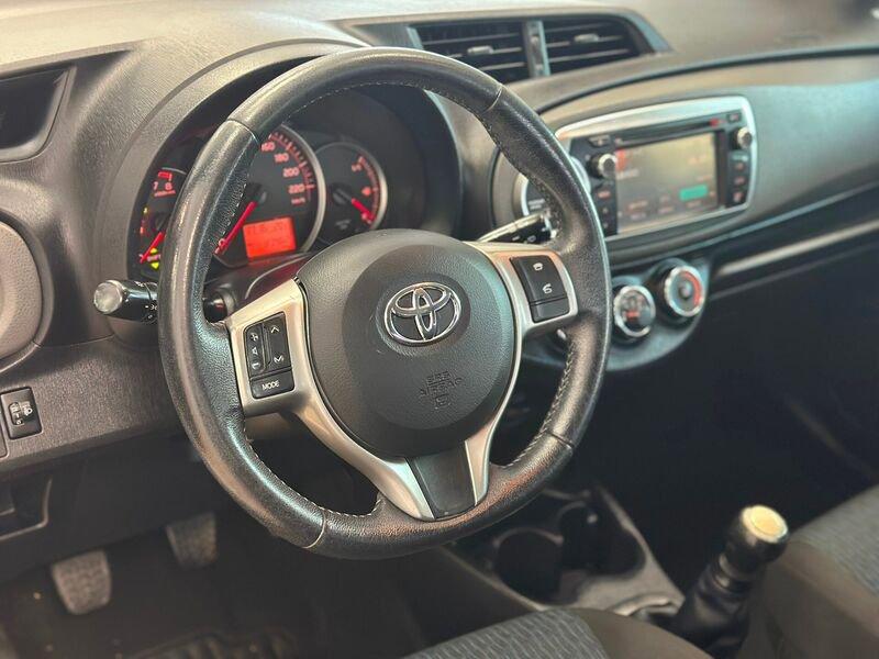 Toyota Yaris Yaris 1.0 5 porte Active