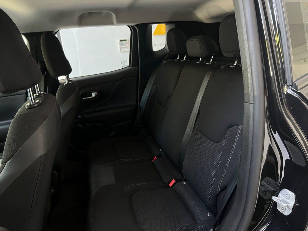 Jeep Renegade 1.6 Mjt 120 CV Limited da e199,00 mensili