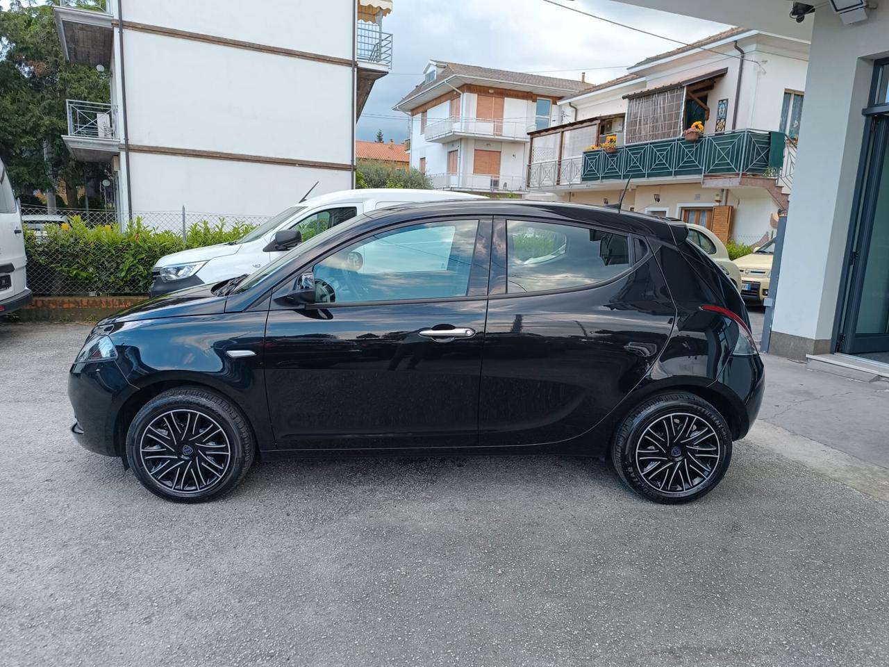 -PROMO GA FIN&SAFE PACK- LANCIA YPSILON GOLD EDITION 1.0 70 cv HYBRID