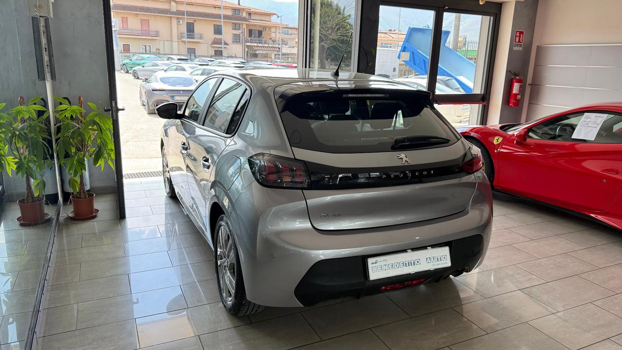 Peugeot 208 1.2 5 porte GPL