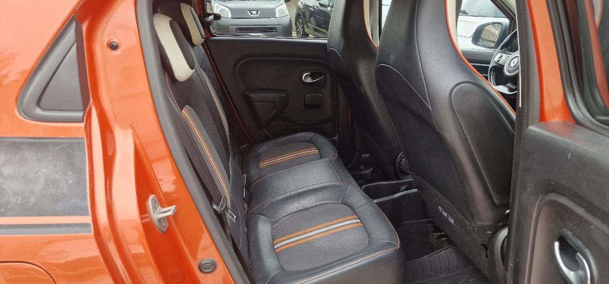 RENAULT Twingo TCe 110 CV EDC GT