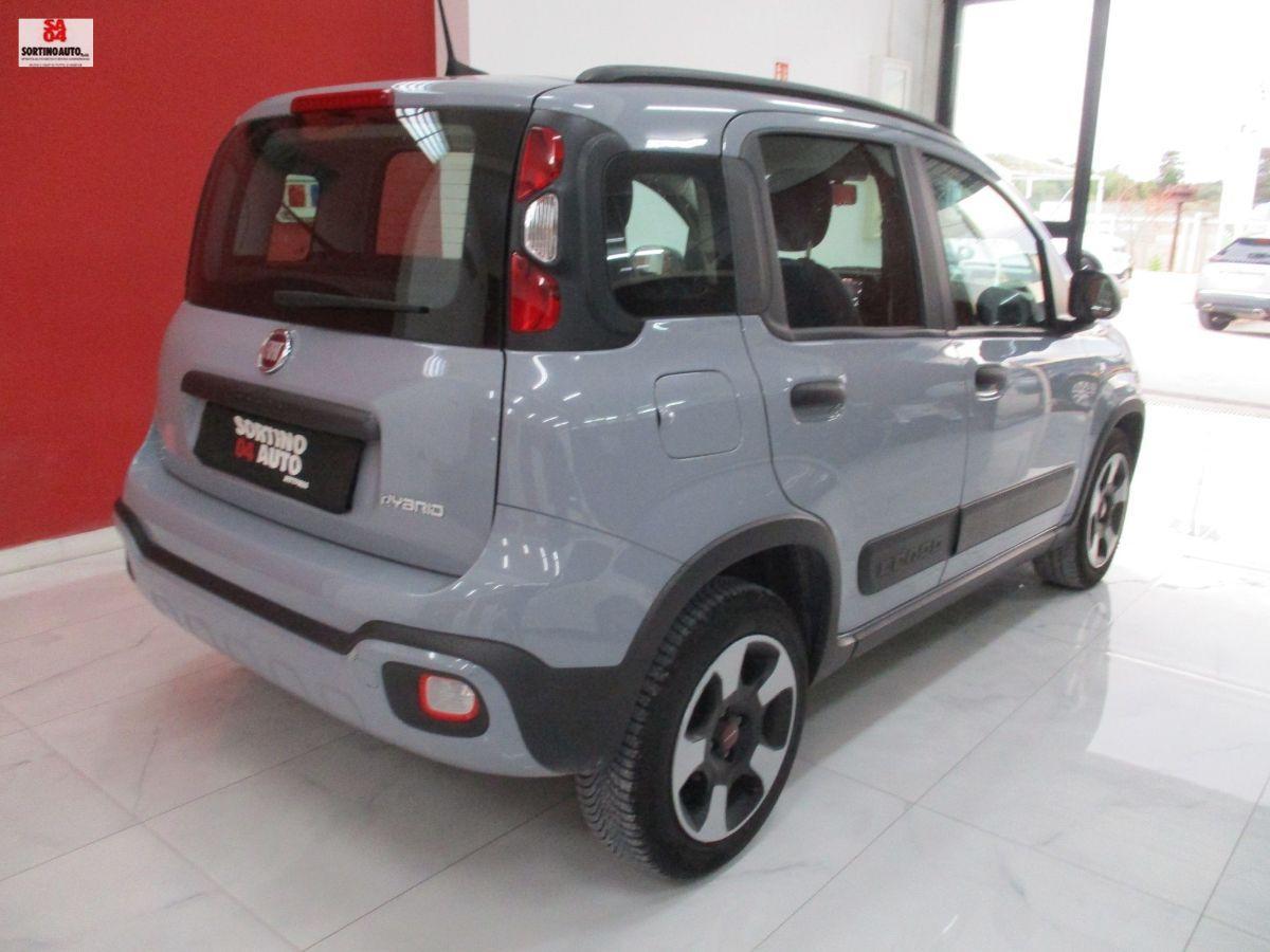 FIAT Panda 1.0 S&S Hybrid City Cross-2022 KM45000