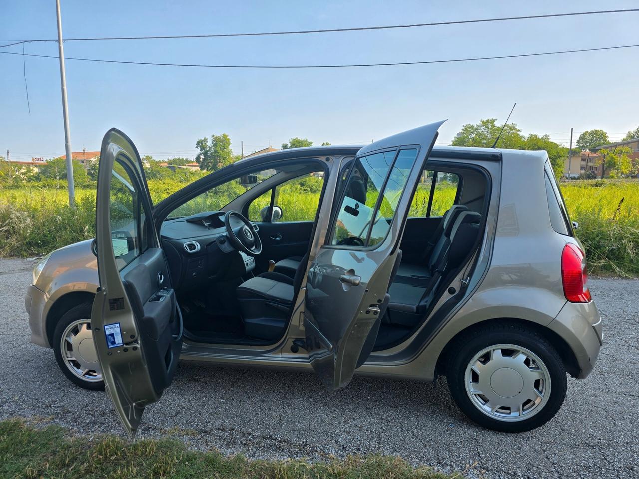 Renault Modus 1.2 16V Benzina NEOPATENTATI
