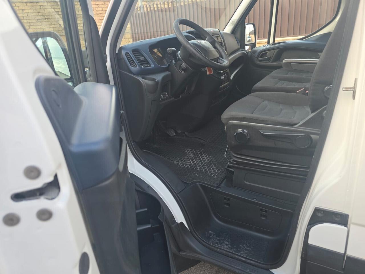 IVECO DAILY 35-140 AUTOMATICO FRIGO FRCX06-2027