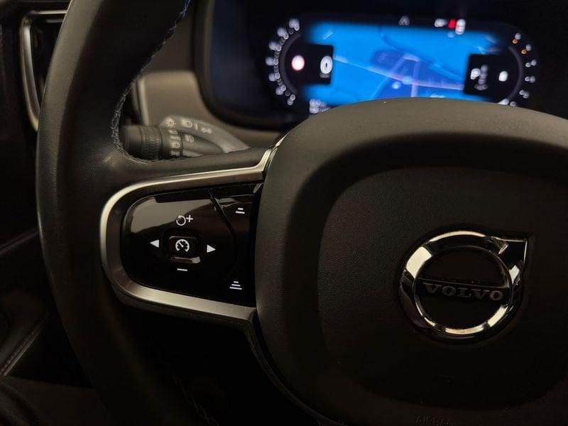Volvo V90 Cross Country B4 D AWD automatico Plus