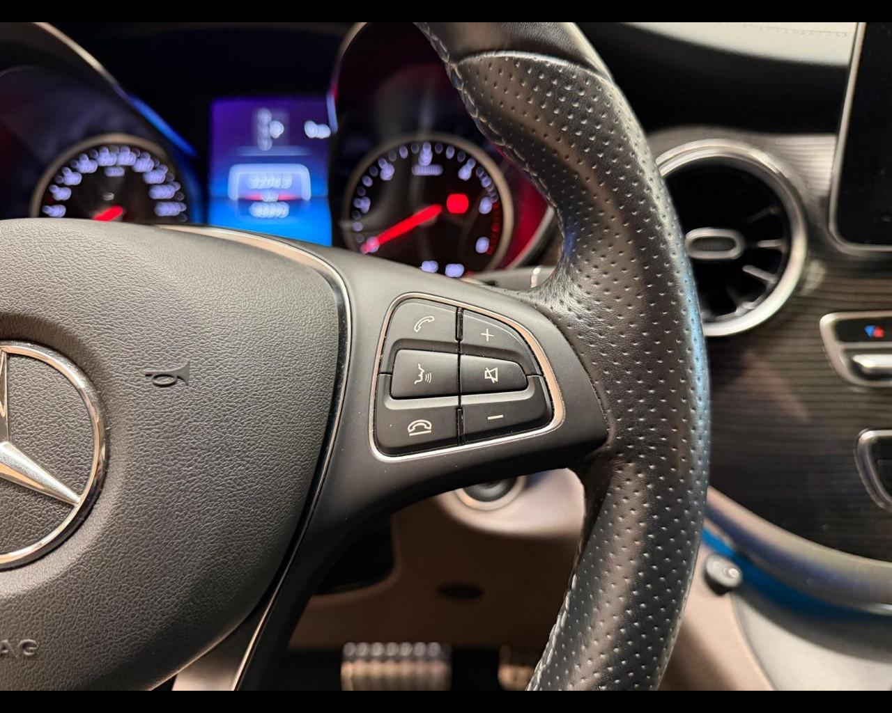 Mercedes-Benz Classe V (W447) - V 300 d Automatic 4Matic Exclusive Long