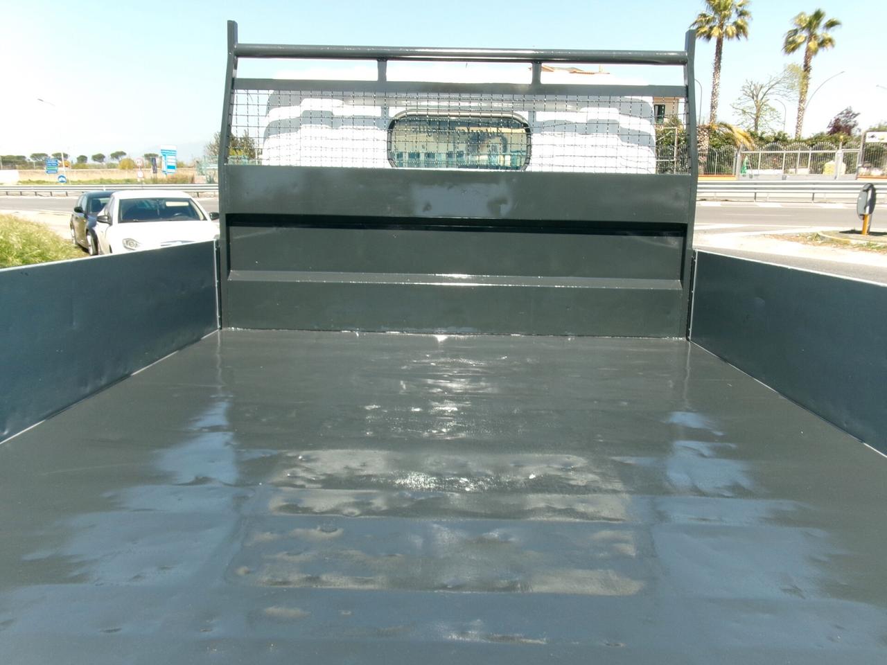 Nissan Cabstar NT400 35-12 2.5 120CV E5 RIBALTABILE TRILAT 134000 KM TAGLIANDATO