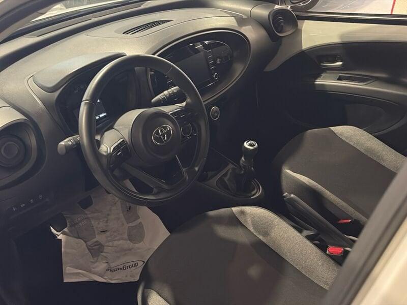 Toyota Aygo X 1.0B (72 CV) Active