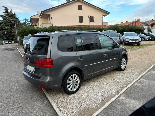 VOLKSWAGEN Touran 1.4 TSI DSG Highline EcoFuel