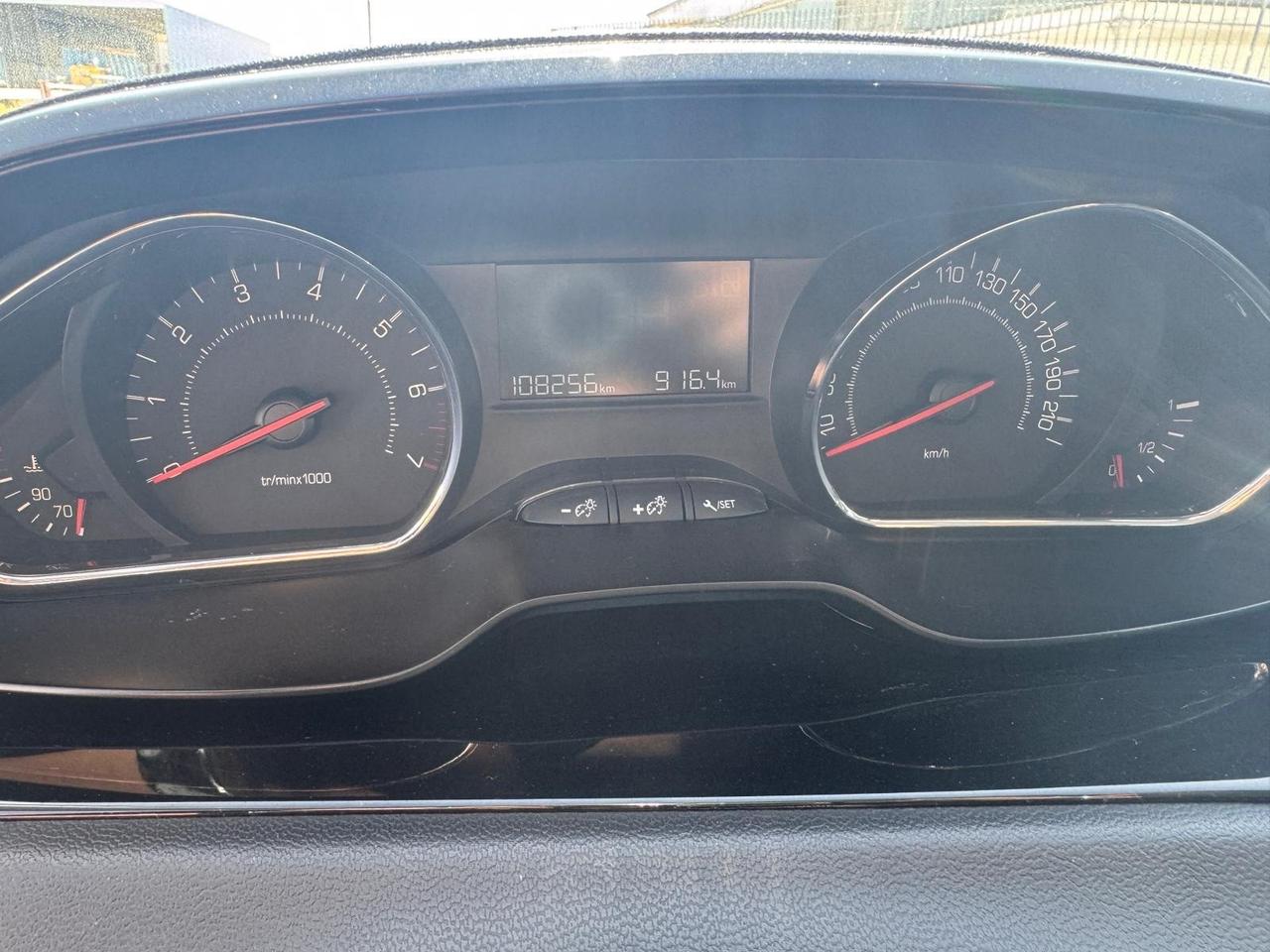 Peugeot 208 PureTech Active 108000 KM GARANZIA 12 MESI
