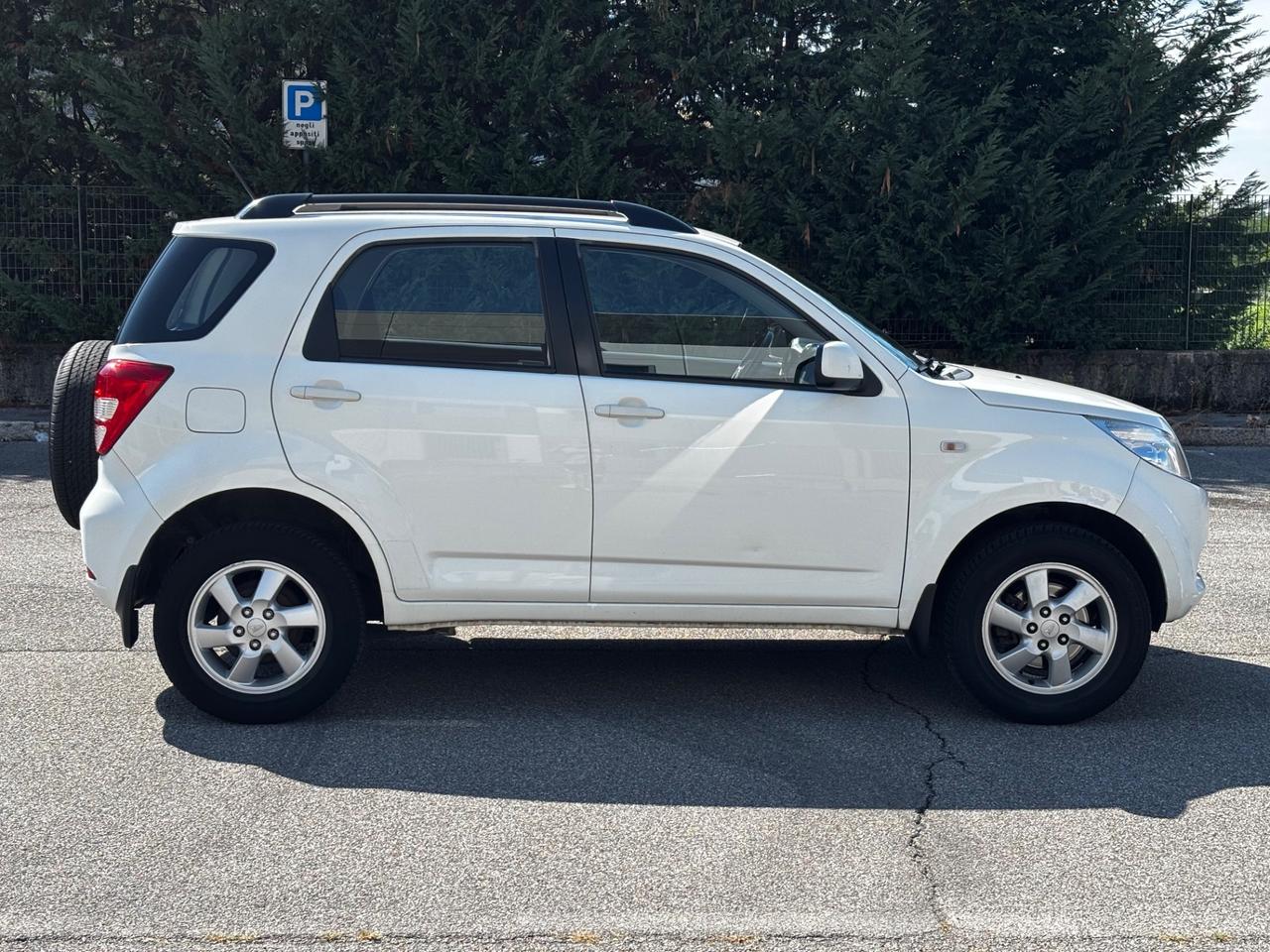 Daihatsu Terios 1.5 4WD SX,GPL, UNI PRO