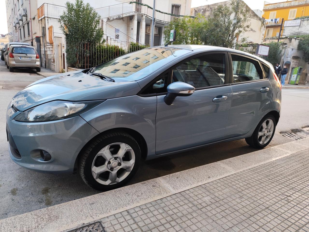Ford Fiesta 1.4 TDCi 68CV DIESEL