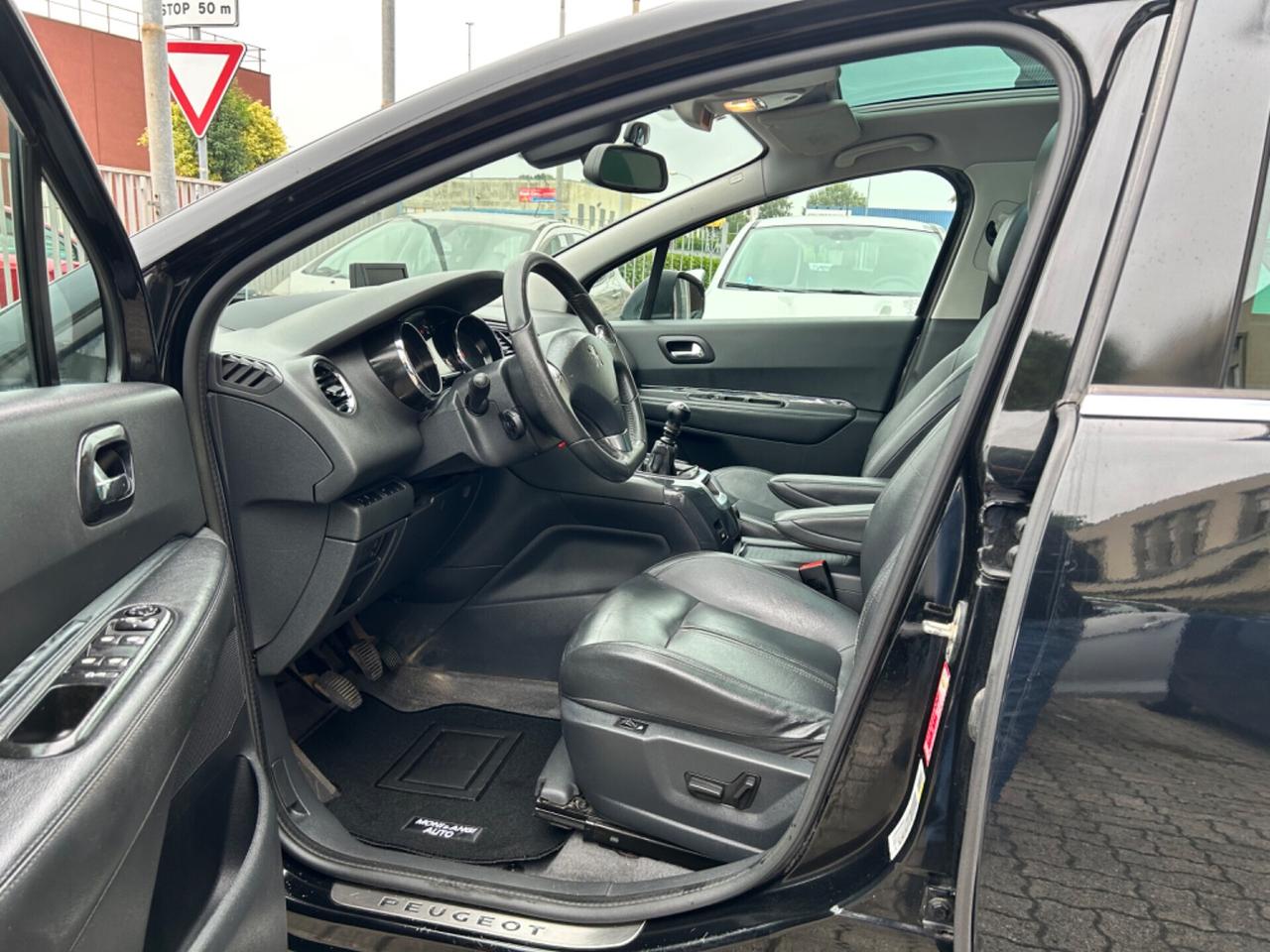 Peugeot 5008 2.0 HDi 150CV Allure 7 POSTI