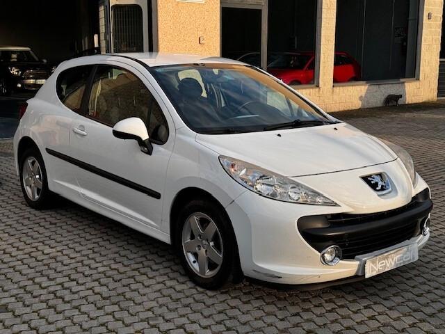 Peugeot 207 1.4 8V 75CV 3p. Energie Sport ECO GPL