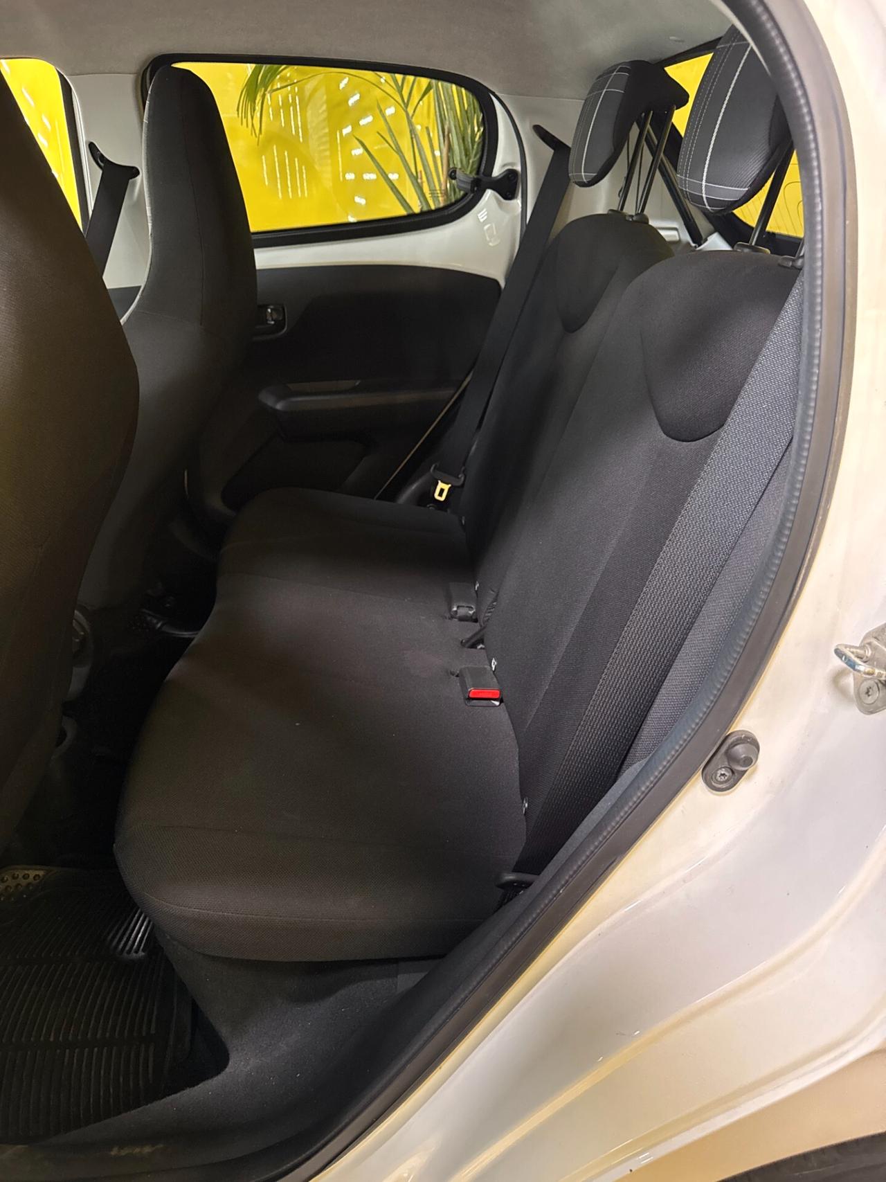 Peugeot 108 VTi 68 5 porte Allure TOP!