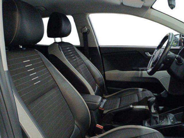 KIA Stonic 1.0 T-GDi 100 CV MHEV MT Black Edition