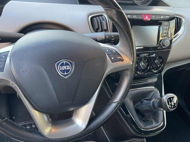 LANCIA Ypsilon 1.2 69 CV 5 porte GPL Ecochic Gold