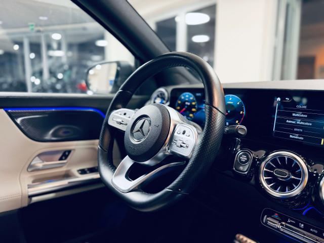 Mercedes-Benz GLA 200 d Premium AMG auto