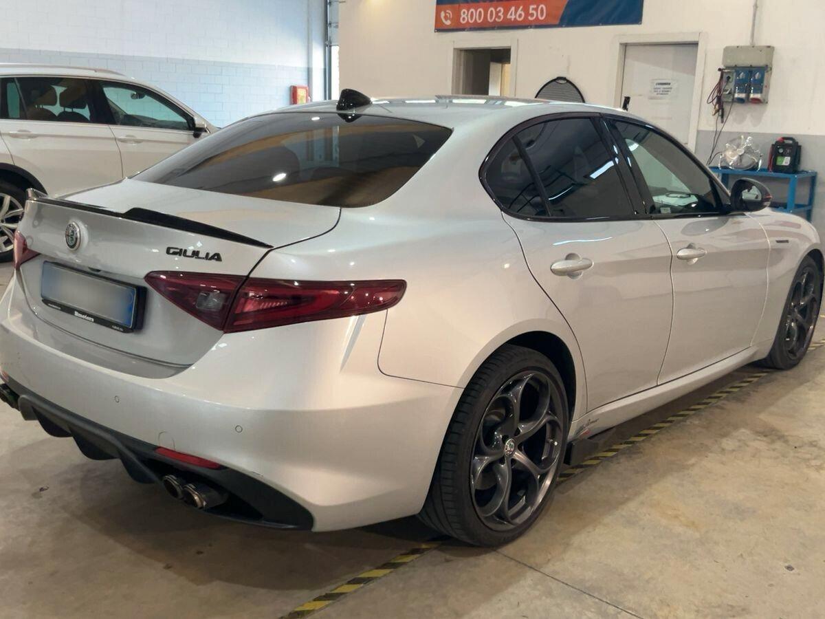 Alfa Romeo Giulia 2.2 Turbodiesel 210 CV AT8 AWD Q4 Veloce