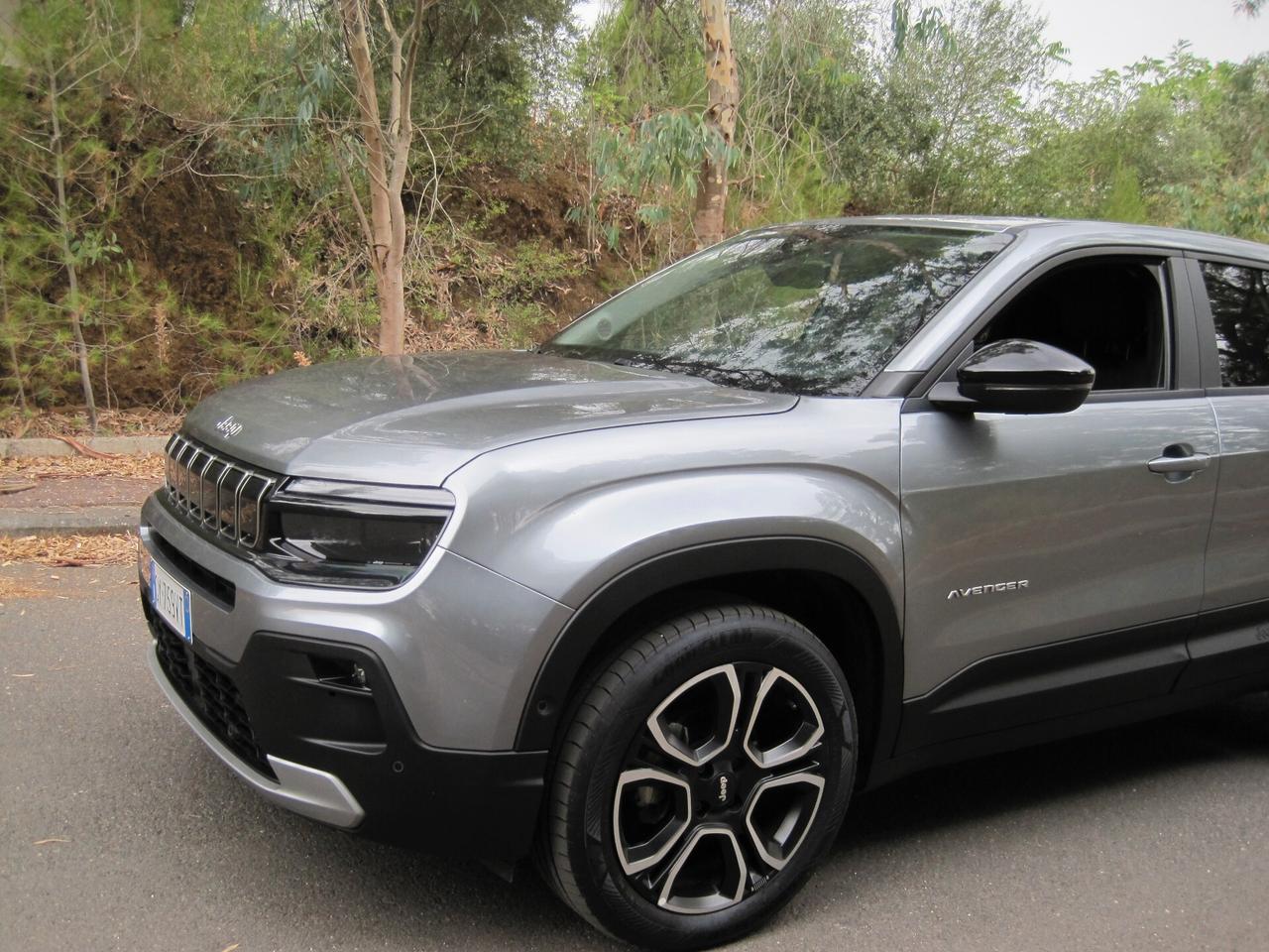 Jeep Avenger 1.2 Turbo 100 CV Summit
