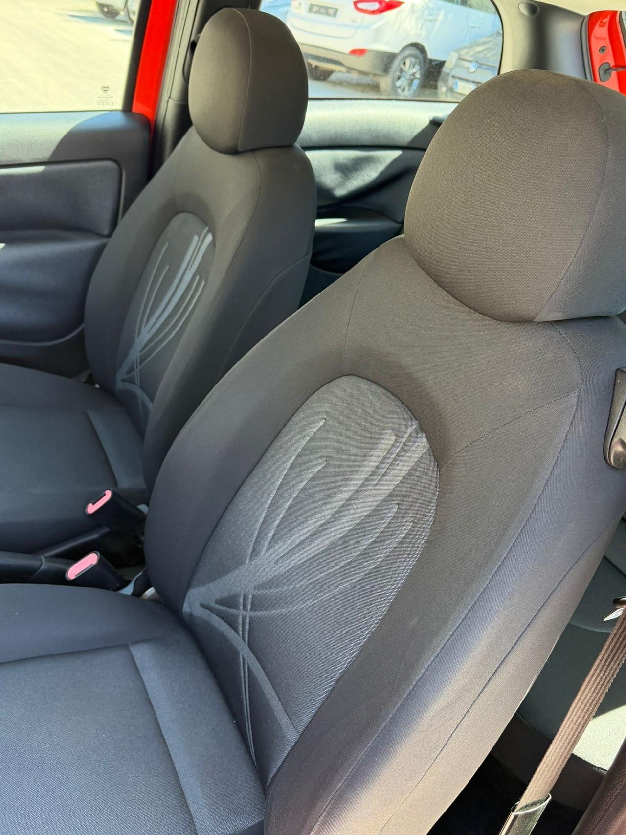 Lancia Ypsilon 1.2 69 CV Diva 69000 km