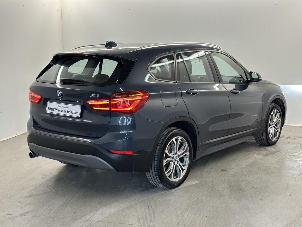 BMW X1 18 d Business sDrive Steptronic