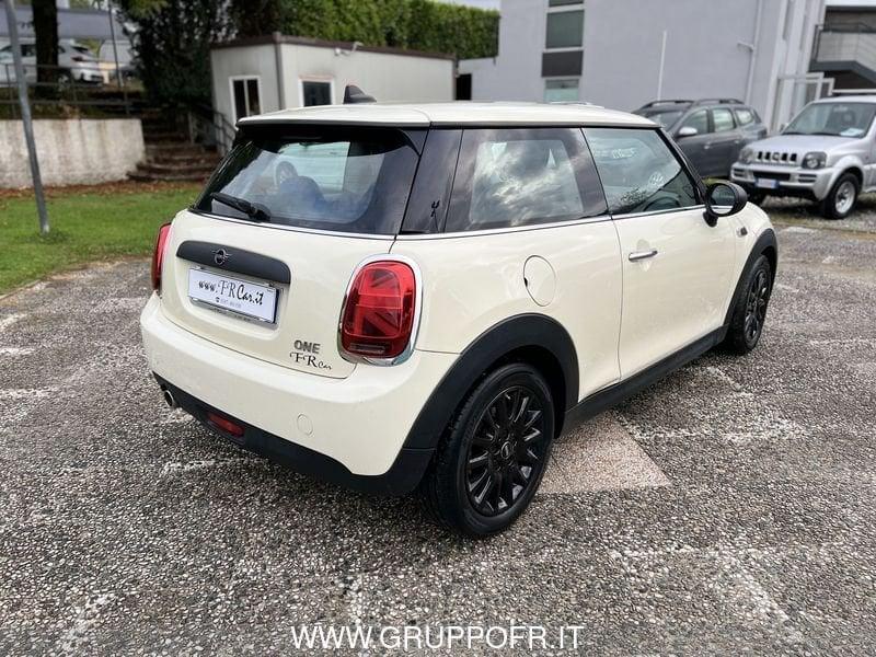 MINI Mini (F56) 1.5 One 75 CV Baker Street