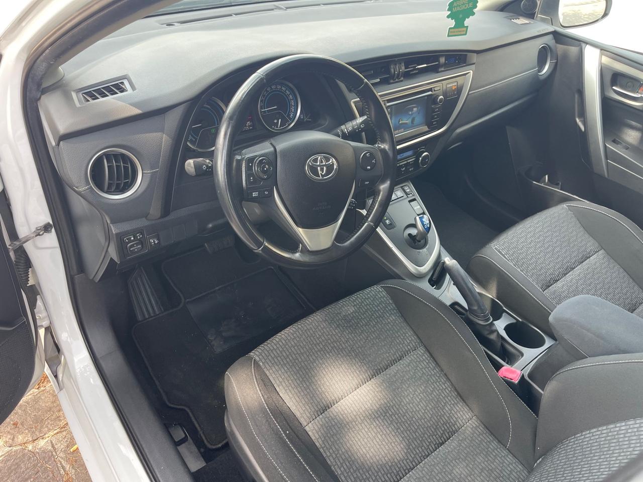 Toyota Auris Touring Sports 1.8 Hybrid Active