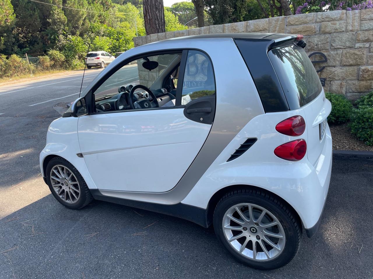 Smart ForTwo 1000 52 kW coupé passion