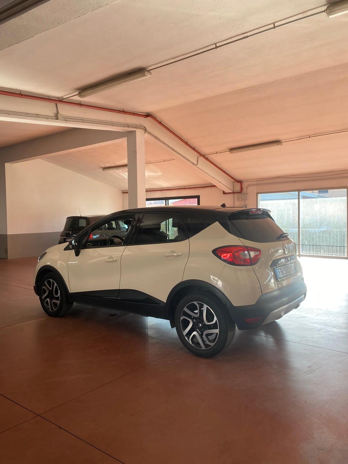 Renault Captur dCi 8V 90 CV EDC Start&Stop Energy Intens