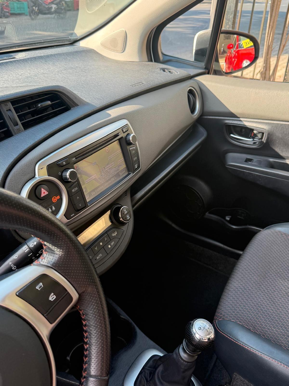 Toyota Yaris 1.4 D-4D 5 porte Lounge
