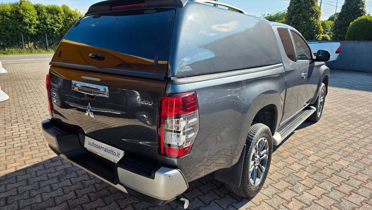Mitsubishi L200 2.3d 150cv CLUB CAB 4 posti Autocarro CASSONE LUNGO