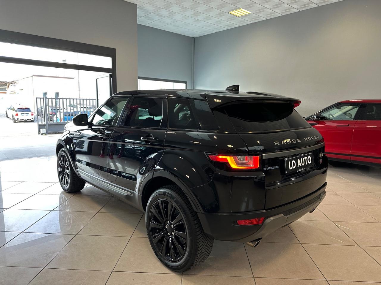 Land Rover Range Evoque 2.0 TD4 150 CV 5p. SE