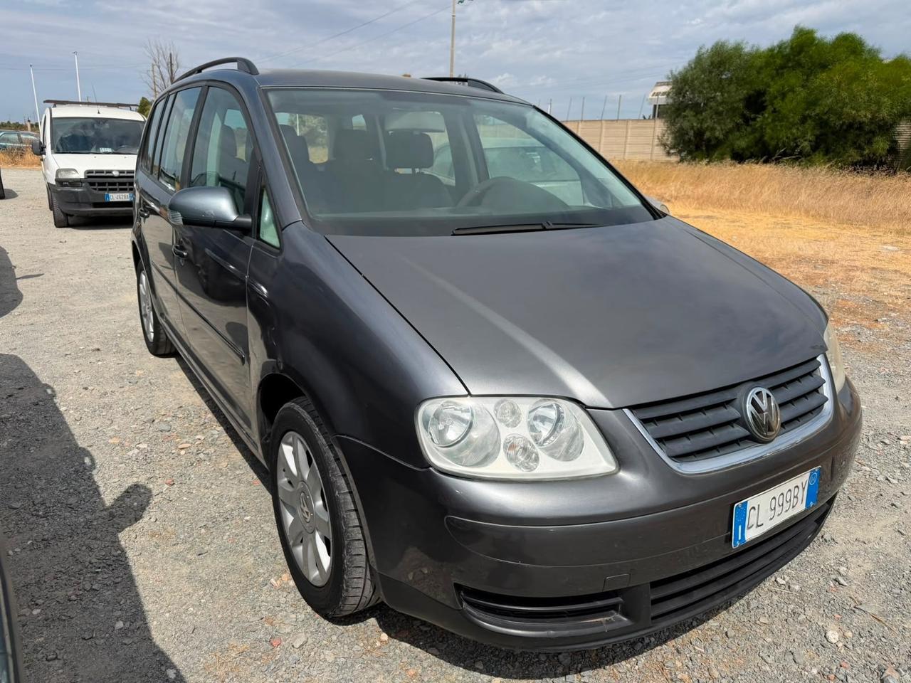 Volkswagen Touran 1.9 Diesel- Clima- Neopatentati