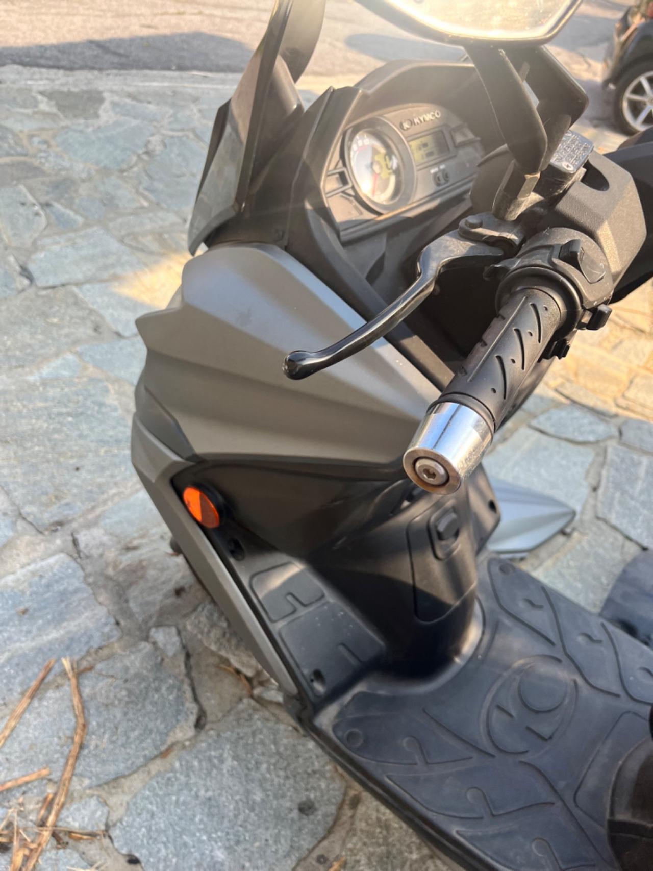 Kymco g dink 300i