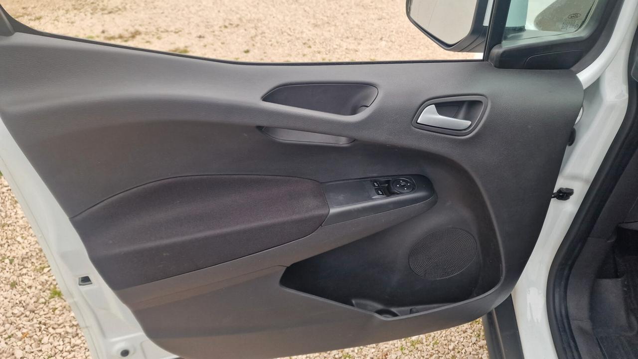 Ford Transit Courier 1.5 TDCi 95CV Van - 2017