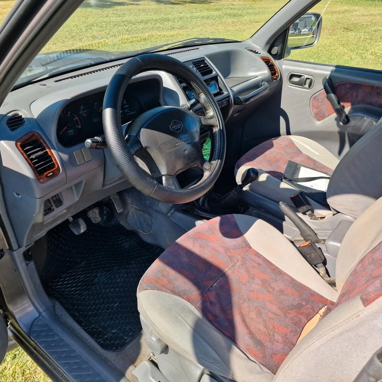 Nissan Terrano II Terrano II 2.7 Tdi 3 porte Sport Safari GANCIO DI TRAINO