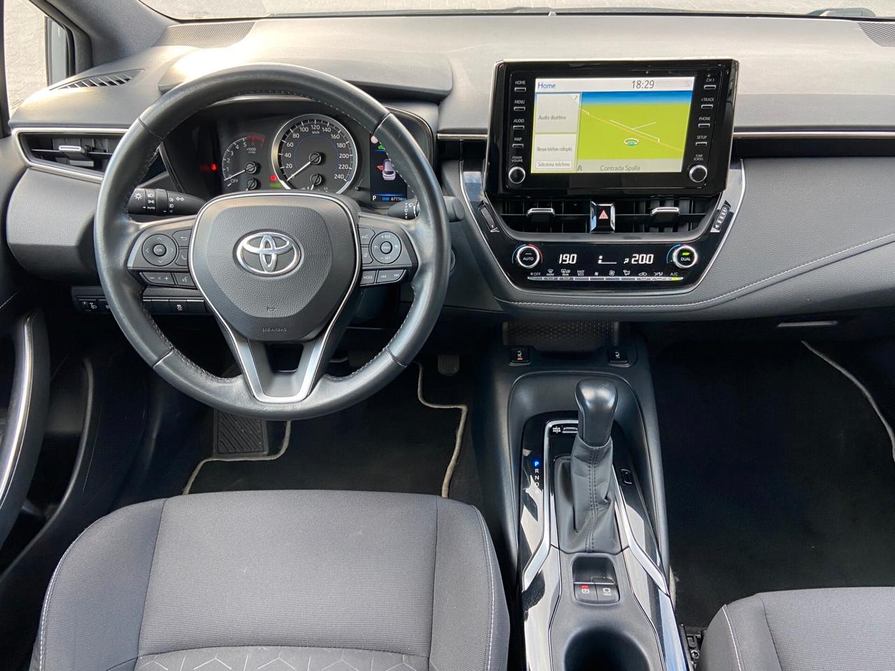 Toyota Corolla Touring Sports 1.8h Business Tech cvt