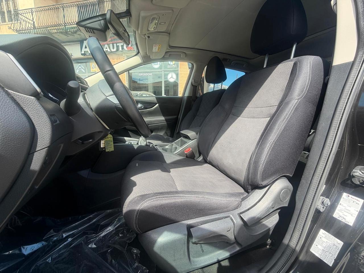 Nissan Qashqai 1.5 dCi DPF Tekna