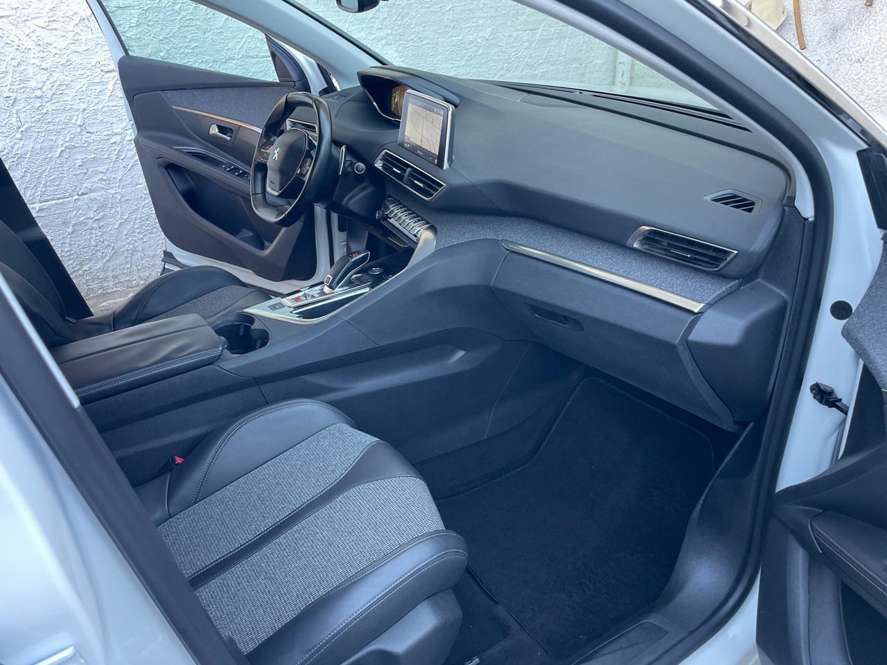 Peugeot 3008 BlueHDi 130 S&S EAT8 Allure Full dal nord Italia