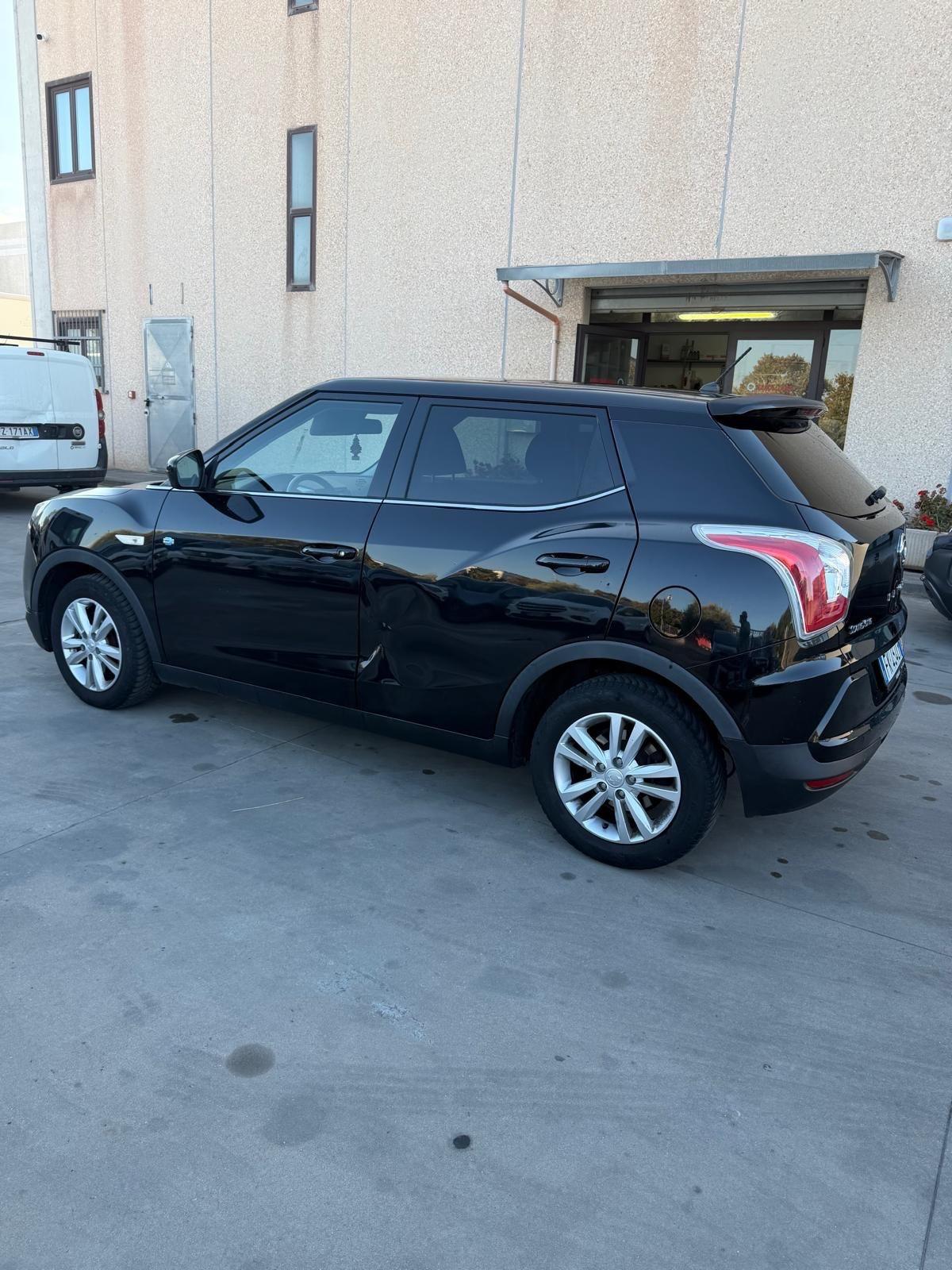 Ssangyong Tivoli 1.6d 2WD Be Visual Hot Aebs