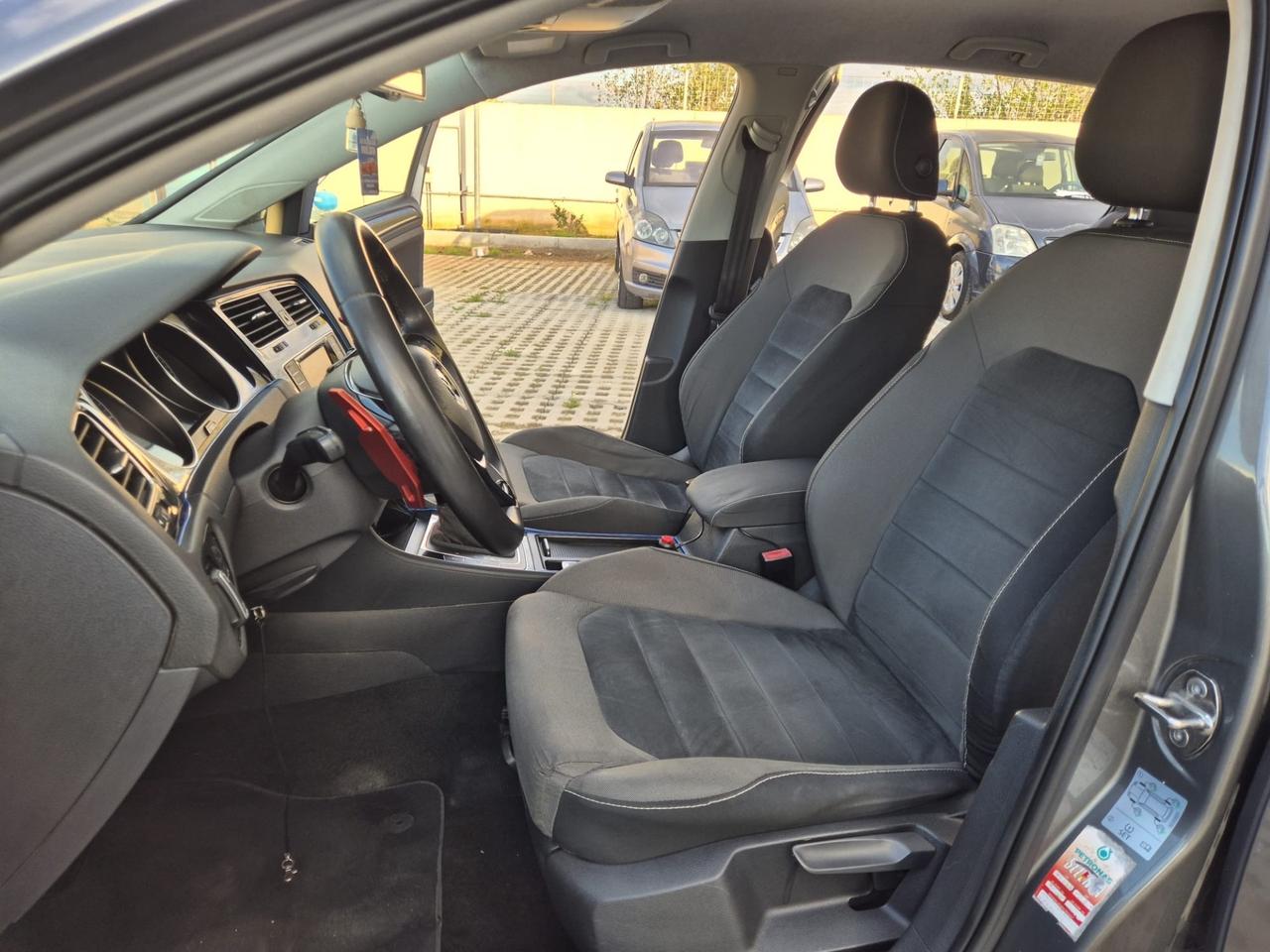 Volkswagen Golf 1.6 TDI DSG 5p. Highline BlueMotion Technology